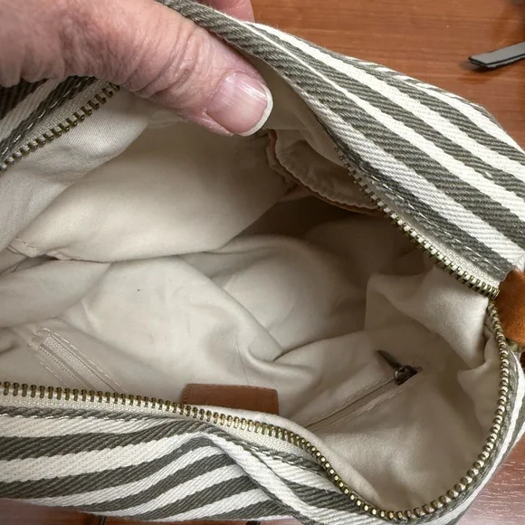 Joy Susan Brown Adjustable Strap Shoulder Purse Bag EUC - Picture 7 of 7